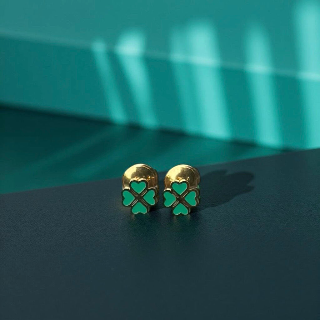 Boucles d'oreille "trèfle" dorées vert