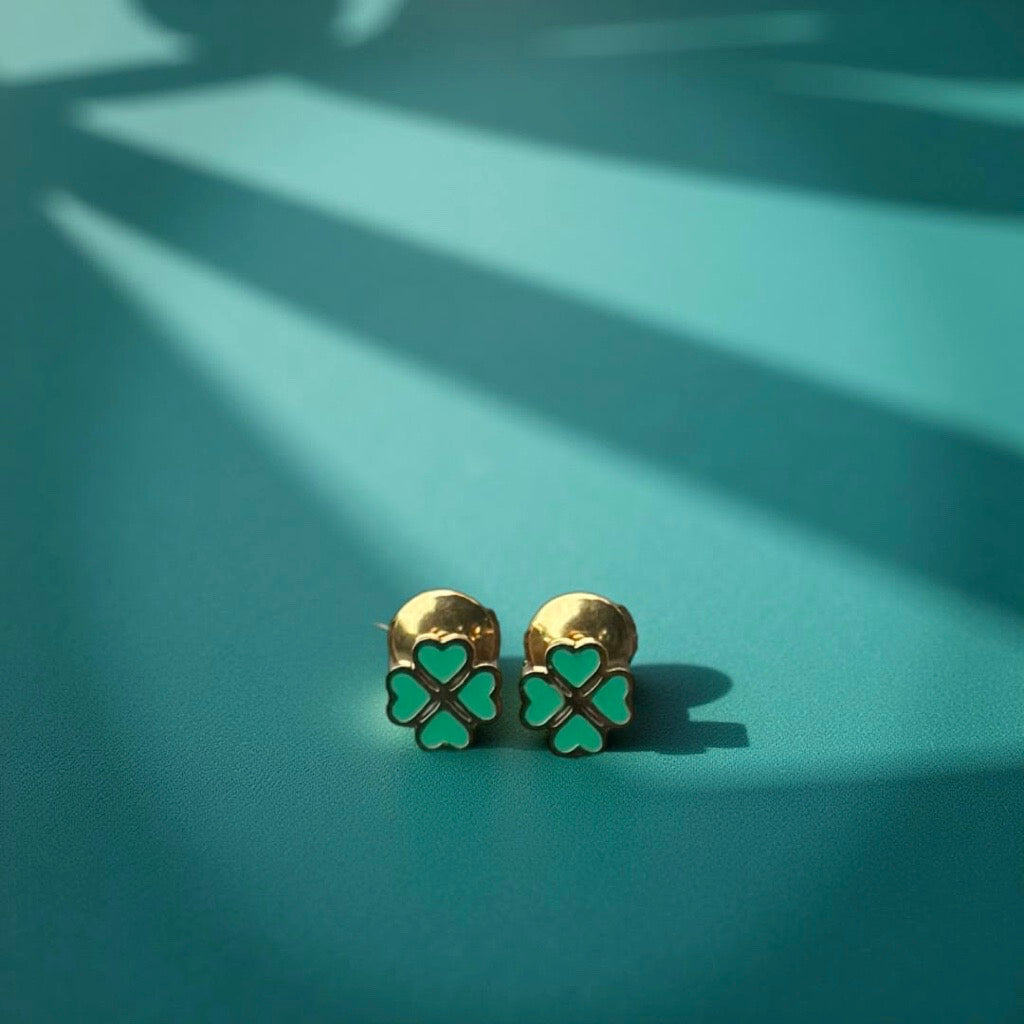 Boucles d'oreille "trèfle" dorées vert