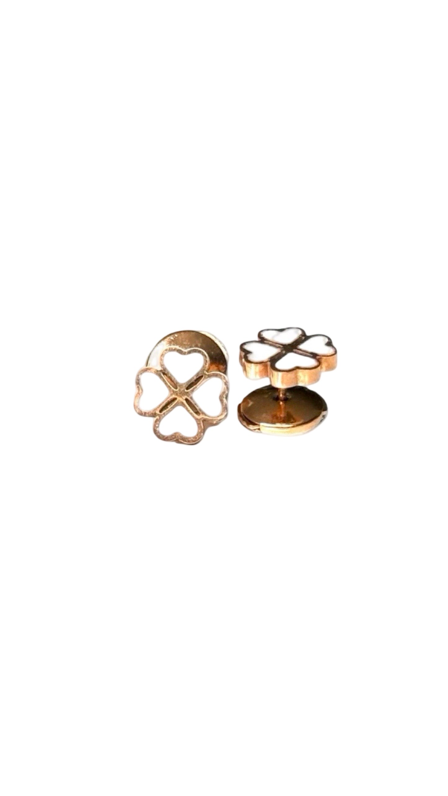 Boucles d'oreille "Lucky" émaillées blanches
