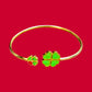 Bracelet "Lucky V" émaillé vert
